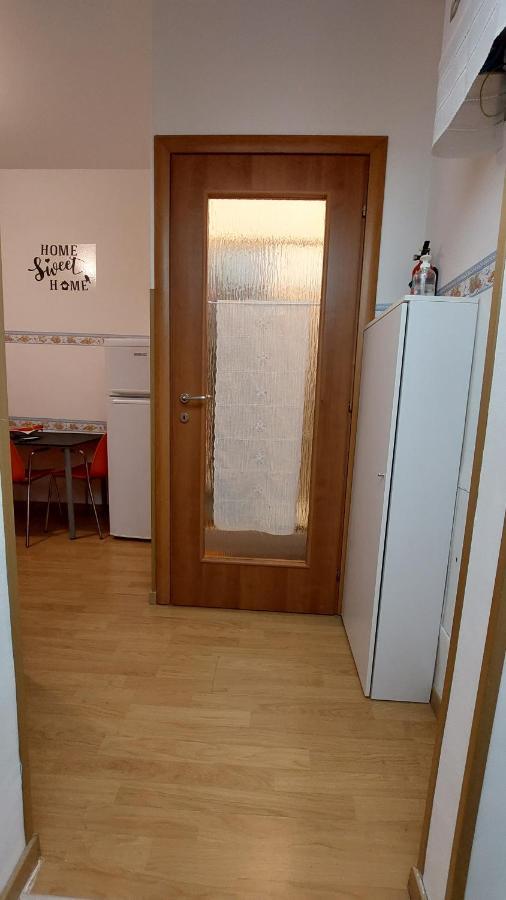 Casa Di Tania Apartment ตรีเอสเต ภายนอก รูปภาพ