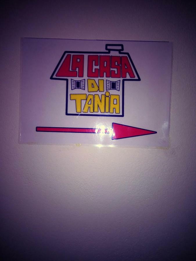 Casa Di Tania Apartment ตรีเอสเต ภายนอก รูปภาพ